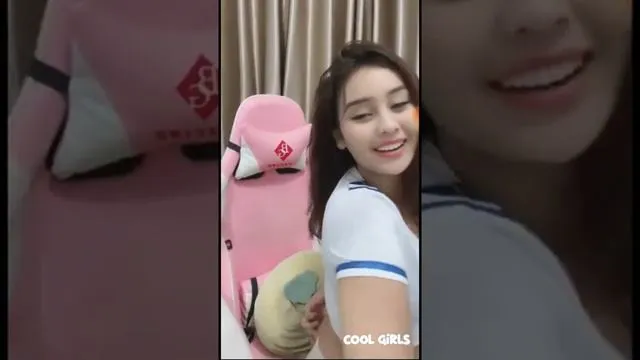 bigo live hot cewek cantik seksi goyang